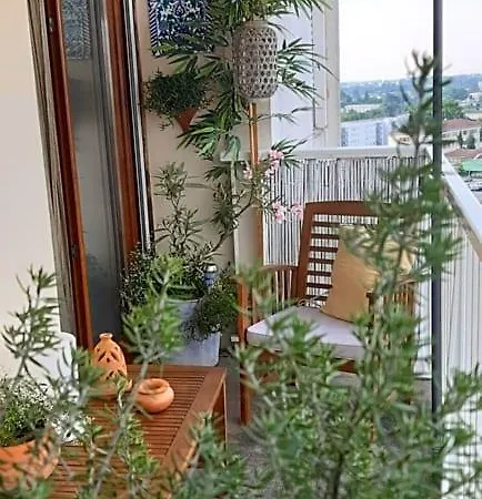 Bed & Breakfast Boheme Chic: Airport-proximate With Free Parking